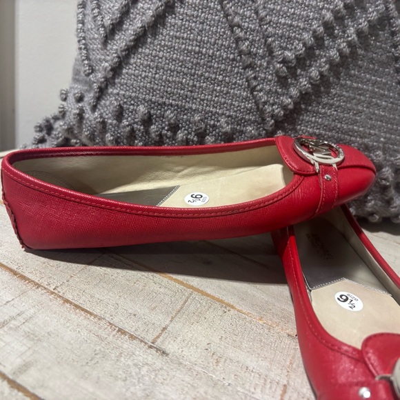 ❤️Michael Kors Fulton Red Leather Flats-Sz 9.5 - Picture 2 of 5
